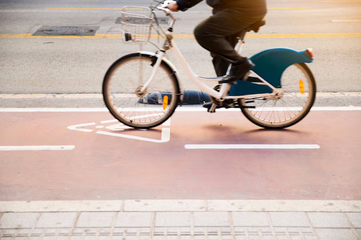 Écouteurs à vélo : quelles sont les sanctions ou les amendes en 2025 ?
